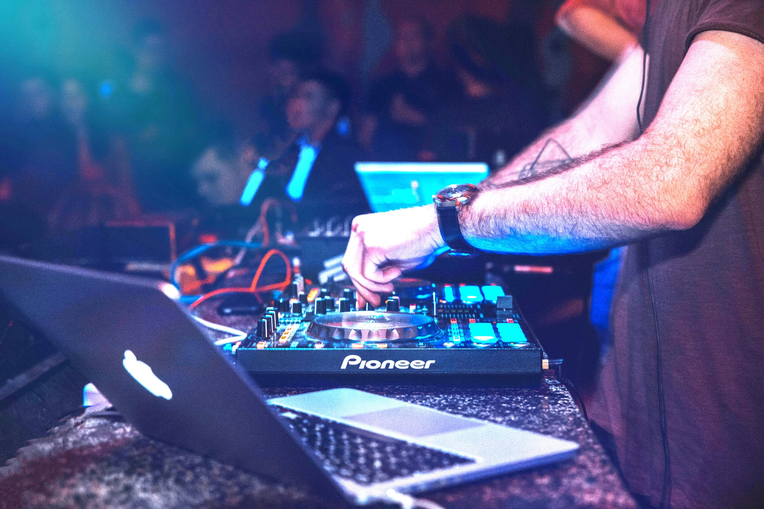 Dj3